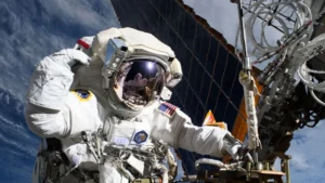 Welches EDC Gear nutzen Astronauten | 711L-01